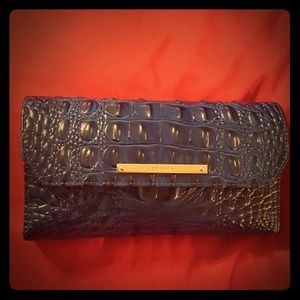 ☆SOLD☆Brahmin Soft Checkbook Wallet w/ Brahmin pen